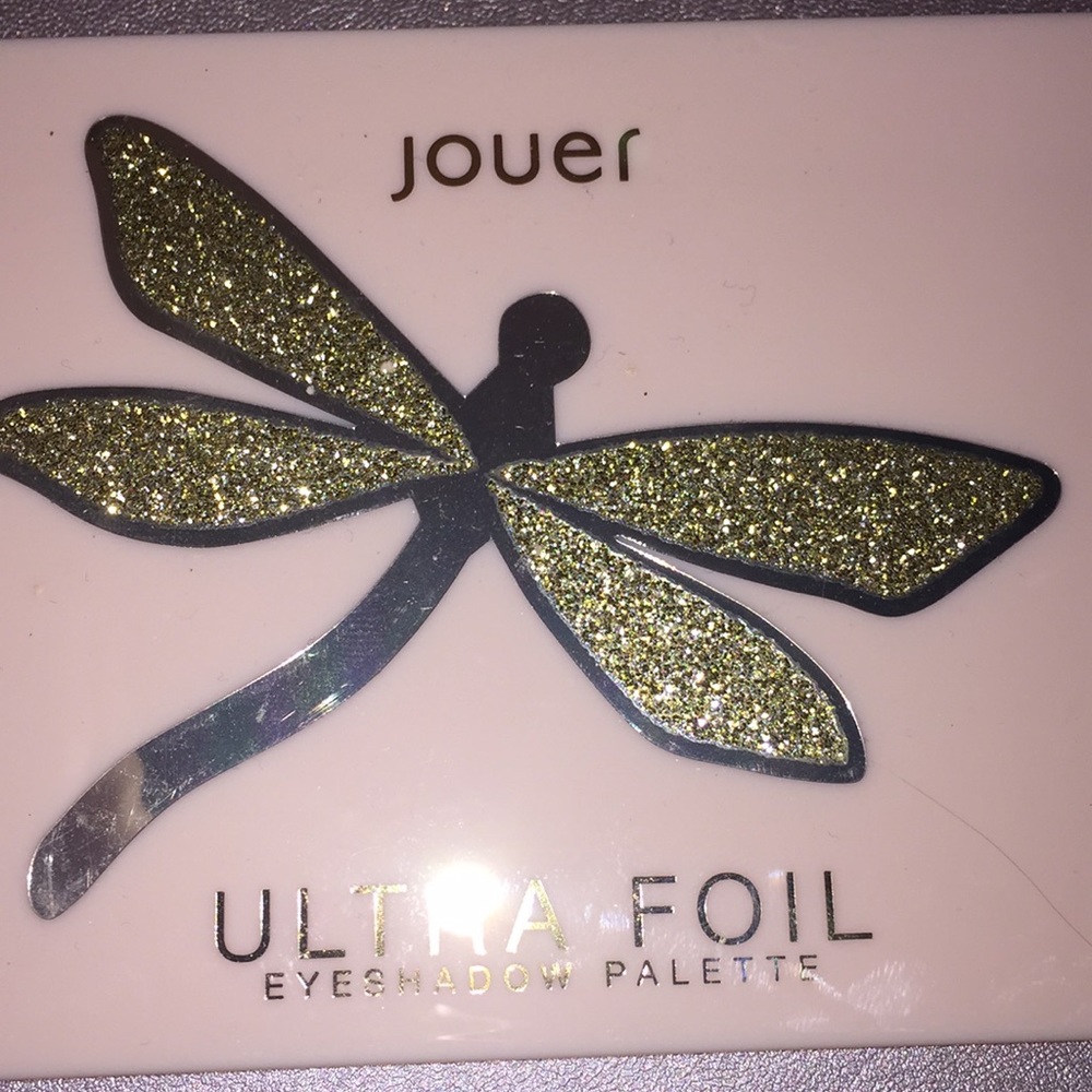 Jouer ultra foil eyeshadow palette used twice